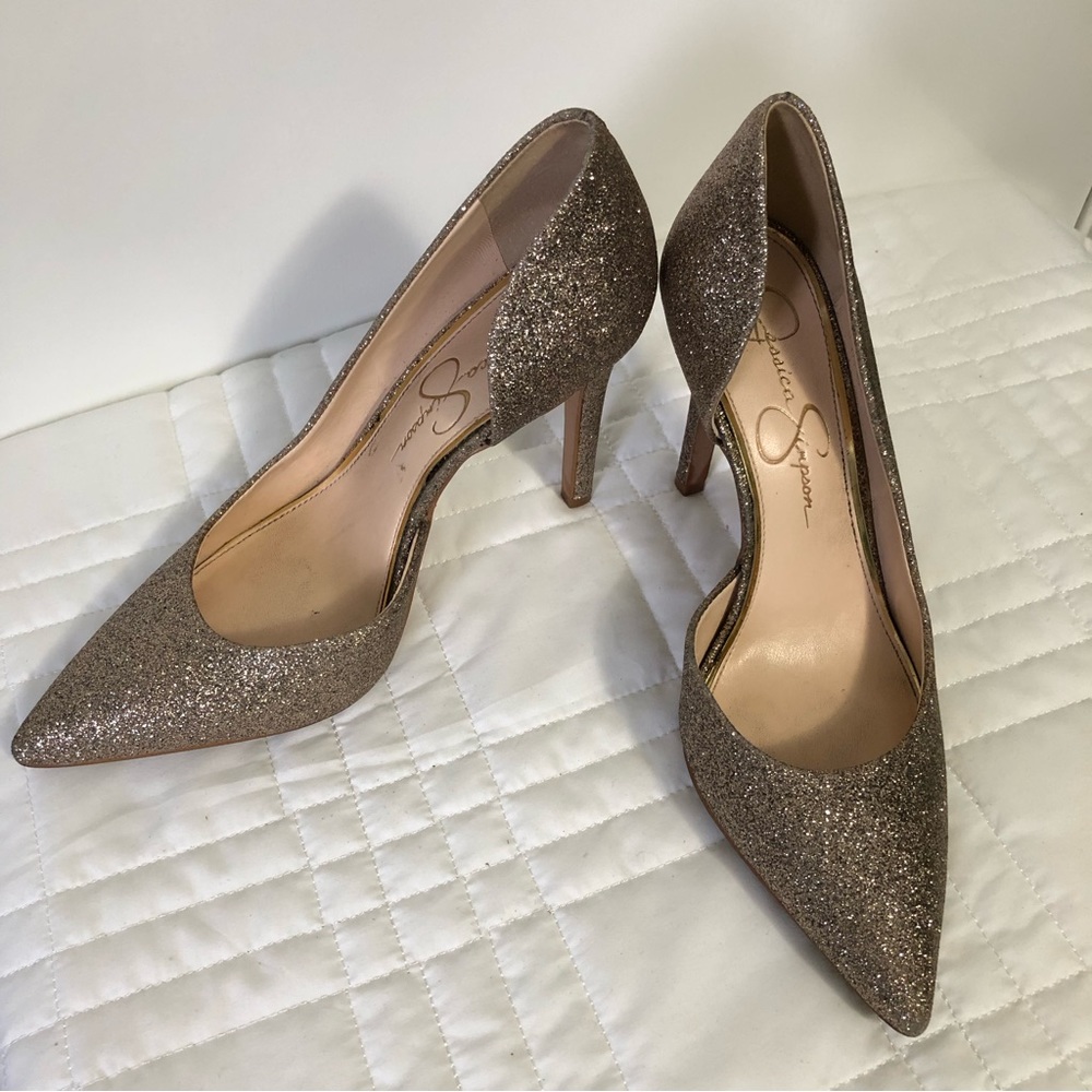 Jessica Simpson Claudette Gold Glitter Pumps Size 6.5M
